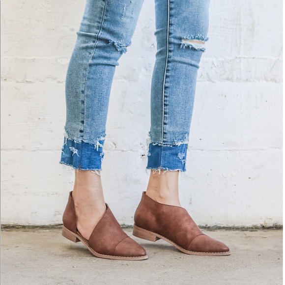 Mi.iM ‘Freya’ Flats in Brown - Picture 2 of 2